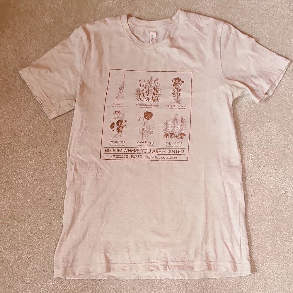 Vintage Light Pink Graphic Bloom Crewneck T-Shirt